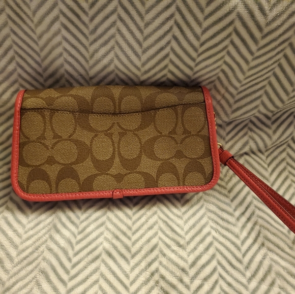 COACH WRISTLET - Picture 2 of 3
